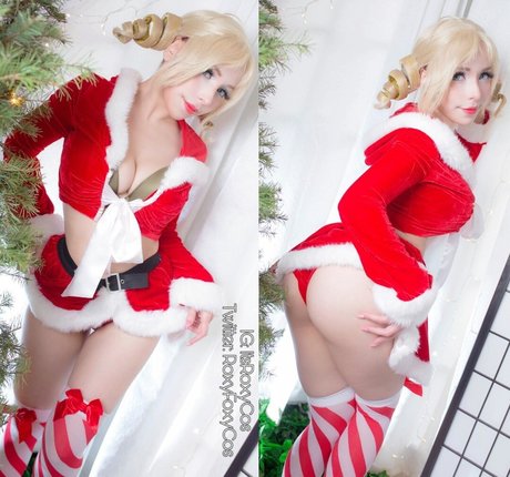 Roxyfoxycos onlyfans hot