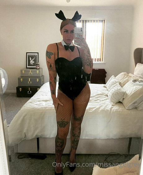 Angel Grey_ naked only fans