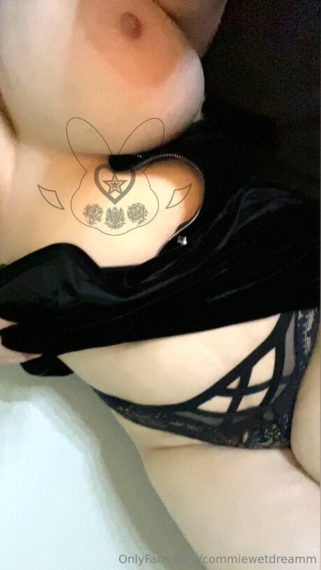 Commiewetdreamm porn only fans