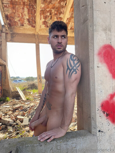 Tyroderickx onlyfans model