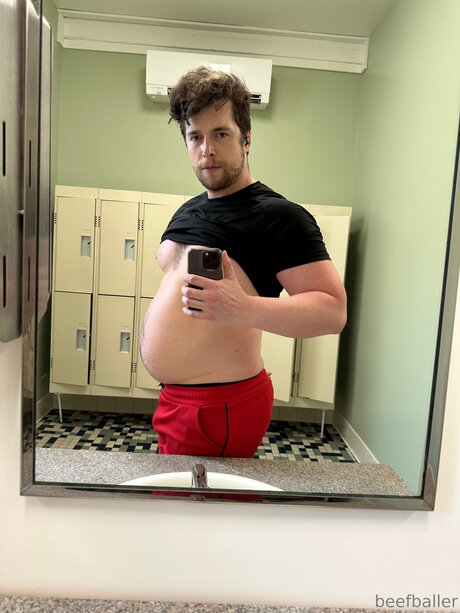 Beefballer naked onlyfans pics