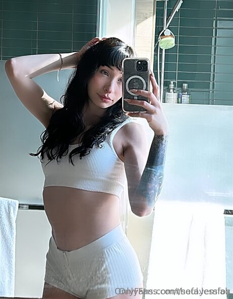 Thefayemiah onlyfans naked porn