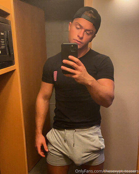 Bigbulgetom free onlyfans