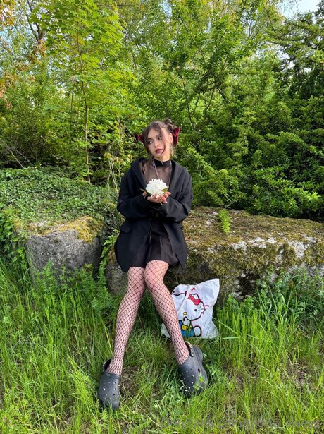 Gloria Sweet naked onlyfans