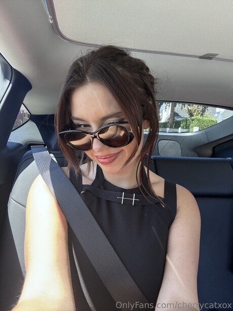 Cherrycatxox only fans