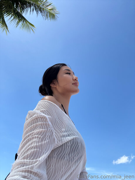 Mia Jeen nude onlyfans leaked