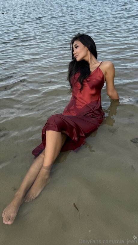 Mia Jeen onlyfans keak