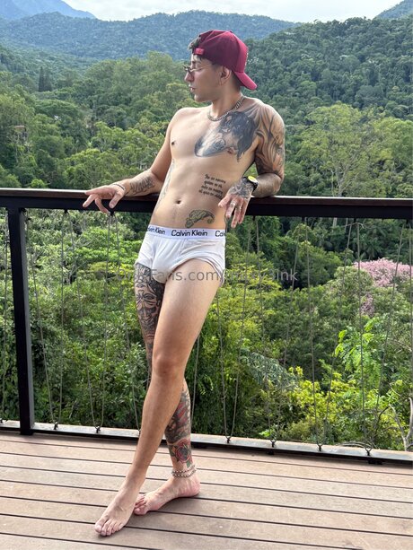 Maxy3ink tits onlyfans