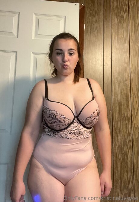 Kristinaluvsyoo onlyfans leak sex