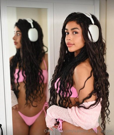 Valeria Cute Virgin onlyfans nudes leak