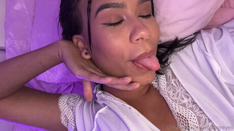 Ambarxreyes only fans sex