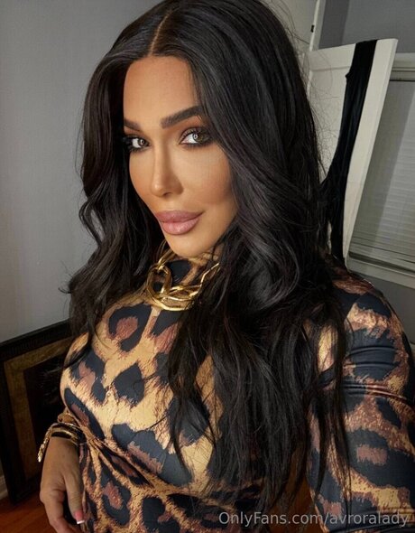 Avroralady onlyfans leaked.