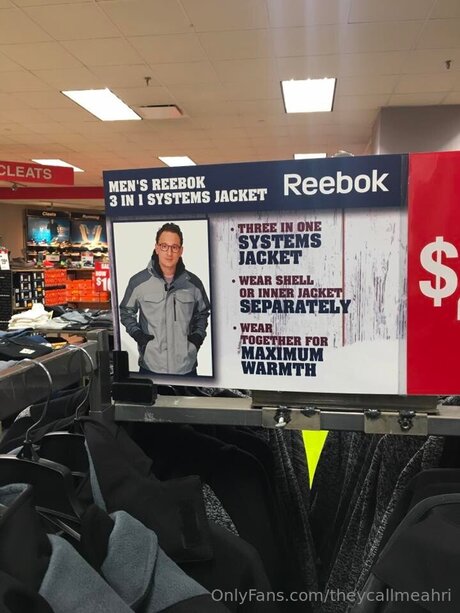 Theycallmeahri nude on onlyfans