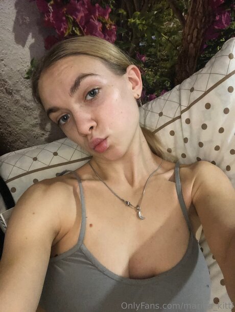Marina Kitti onlyfans pictures