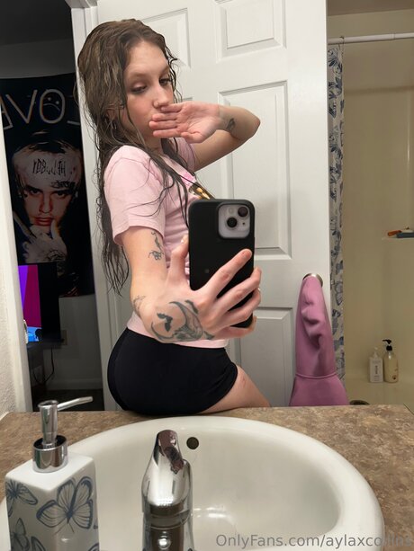 Aylaxcollins nude onlyfans