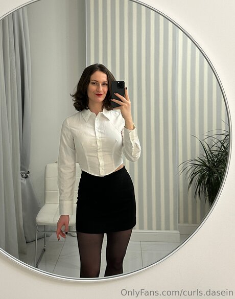 Curls Dasein onlyfans nudes leaks