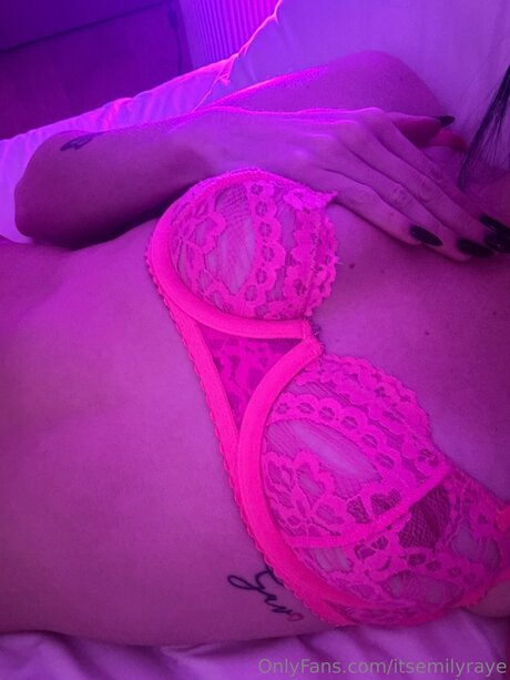 Itsemilyraye onlyfans archive