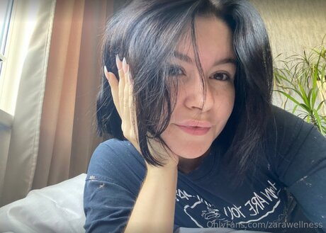 Zarawellness naked onlyfans