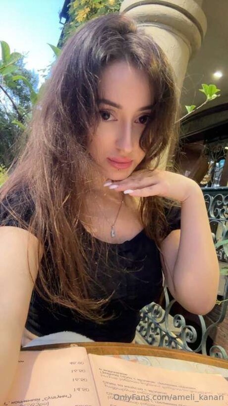 Ameli Kanari onlyfans leams