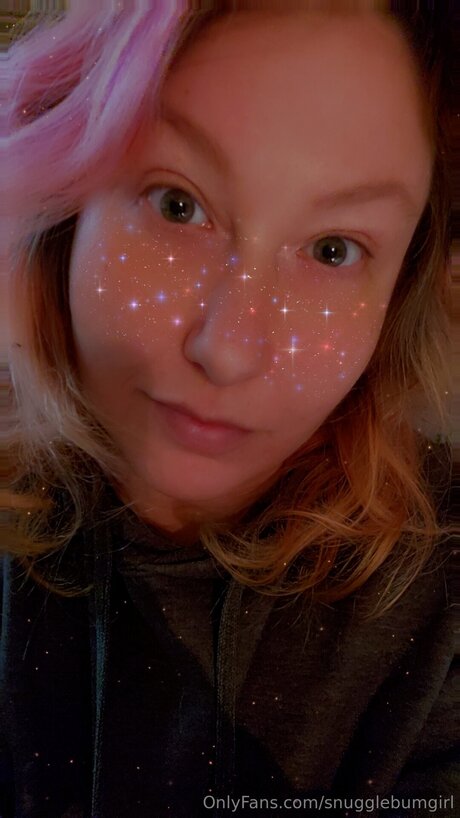 Snugglebumgirl onlyfans model photos