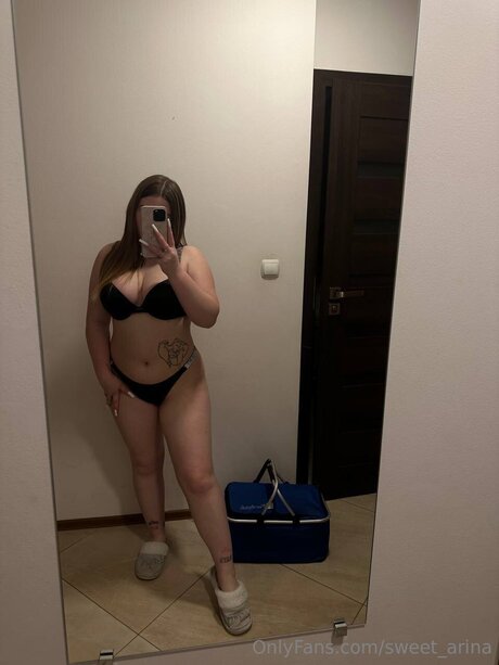 Arina Hot onlyfans free