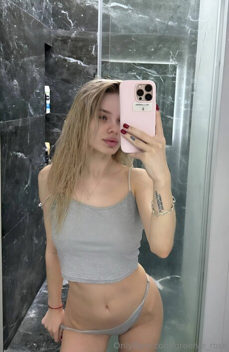 Greenie Rose sex onlyfans