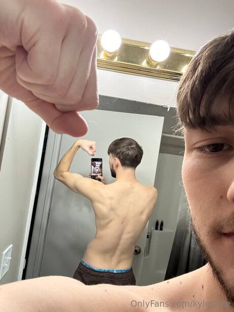 Kylesfree onlyfans model photo