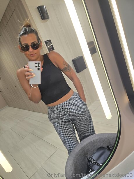 Thecouplenextdoor33 onlyfans lean