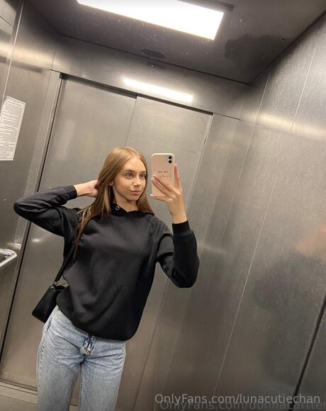 Lunacutiechan leaked onlyfans pics