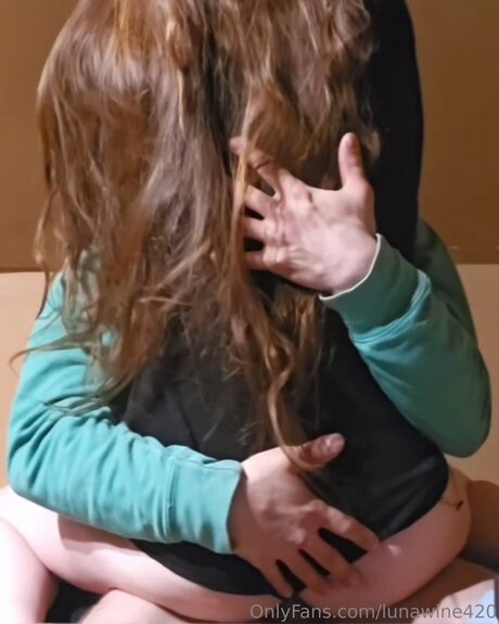 Lunawine420 free onlyfans