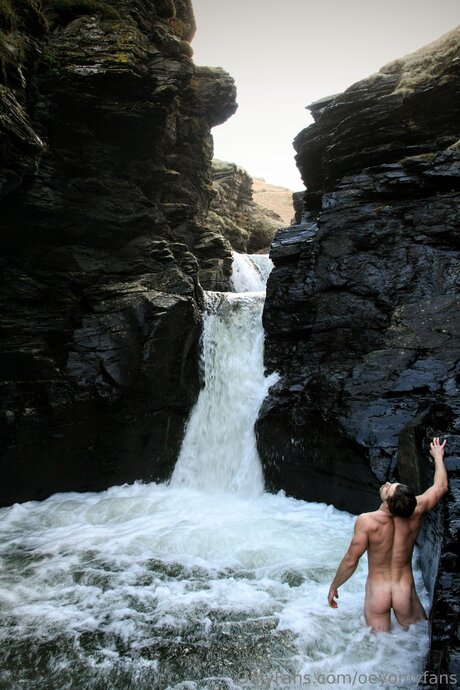 Oeyonlyfans onlyfans nude content