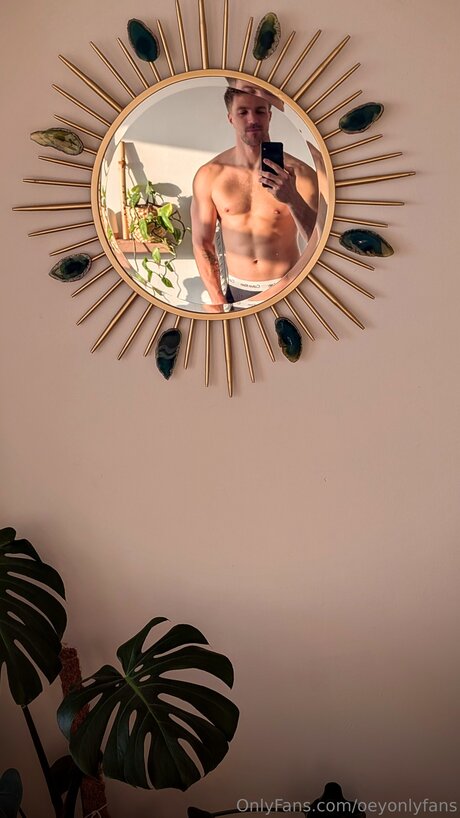 Oeyonlyfans onlyfans naked pics