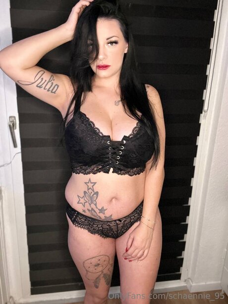Schaennie 95 porn onlyfans