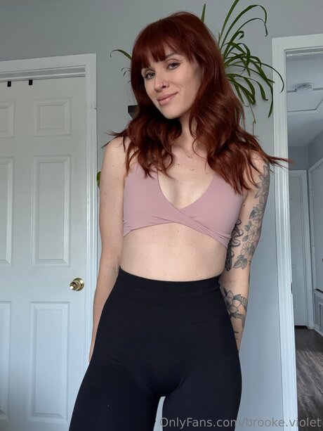 Brooke Violet onlyfans nudes leaks