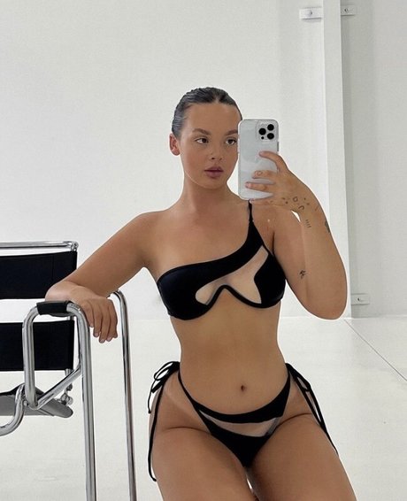 Jazzlin Jarrett onlyfans archives