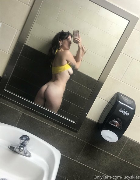 Lucyskyes leaked onlyfans nude