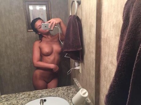 LAUREN TYLER onlyfans leak nude