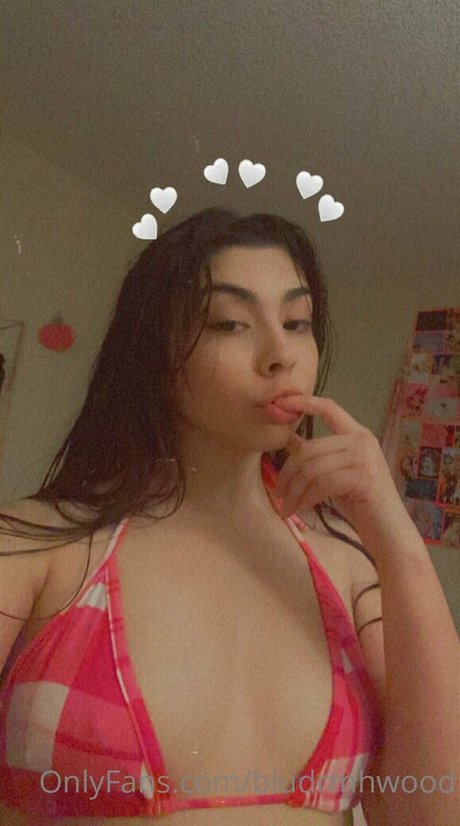 Blue Dream Hollywood nude onlyfans pics