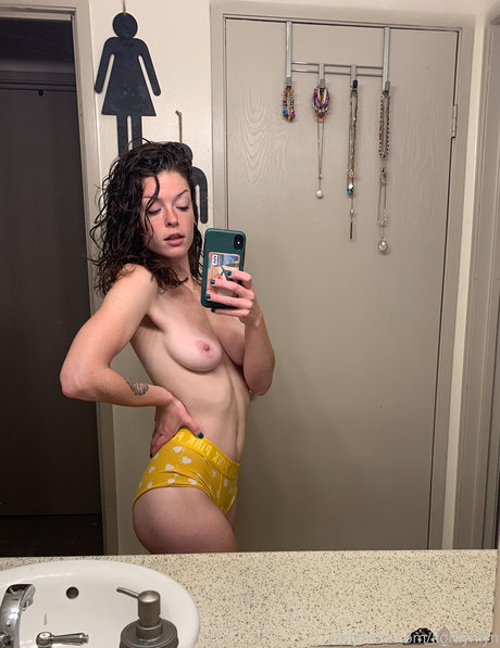 Korilynlyn leaked only fans