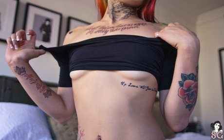 mahnee only fans leak nude