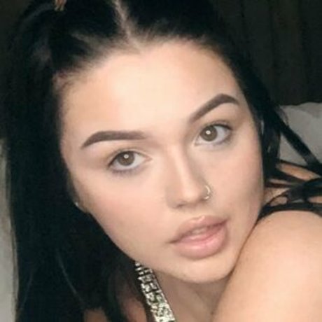 KatyLouise naked onlyfans leak