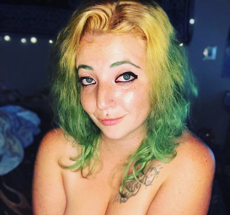 UnicornButtStuff leak onlyfans nude