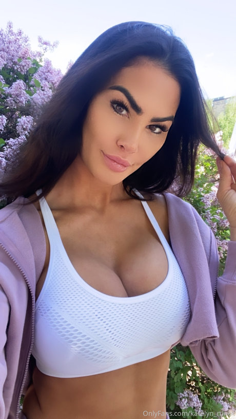 Katelyn Runck onlyfans nude