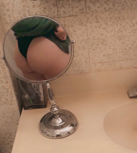 Lov3 emmi nude only fans leaks