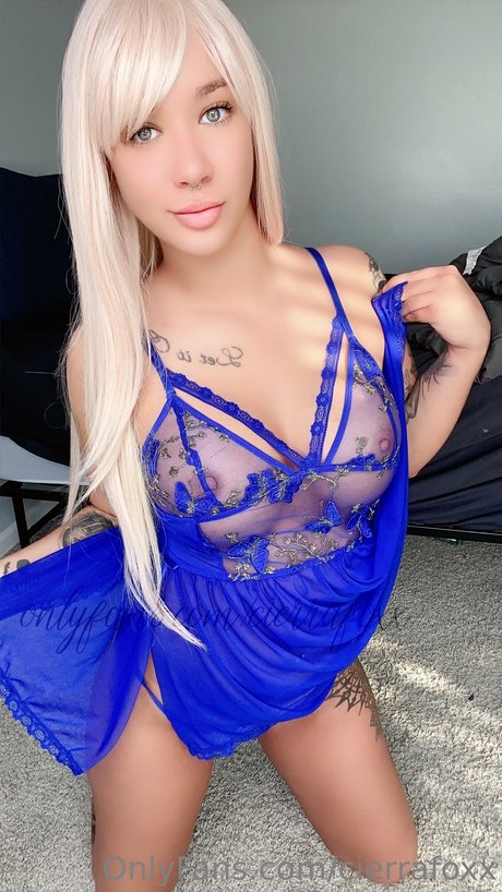 Cierra Foxx_ tits onlyfans