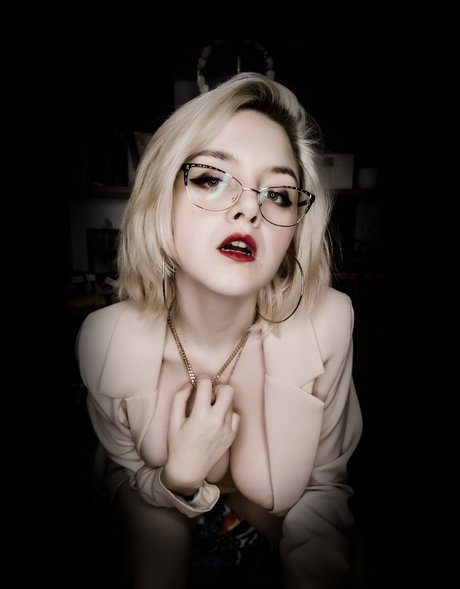 Velvet night leaked onlyfans photos