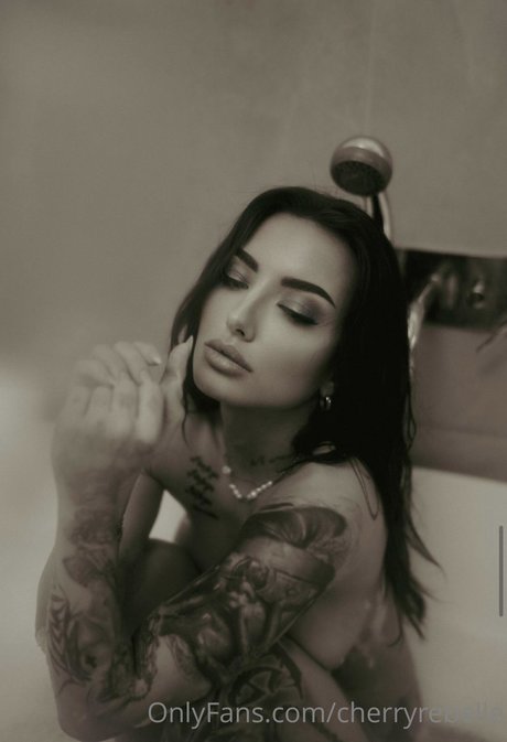 Cherry Rebelle onlyfans nude leaks