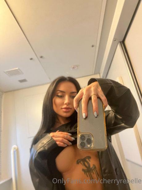 Cherry Rebelle onlyfans archives