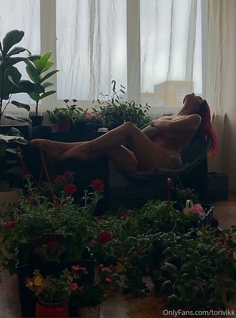 Tori Vikk naked onlyfans leak
