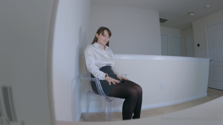 Cheravona is on onlyfans